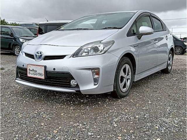 トヨタ プリウス