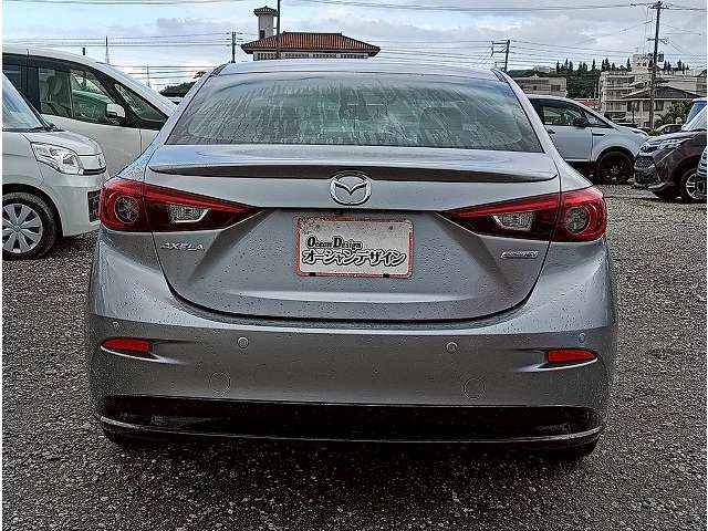 マツダ アクセラ