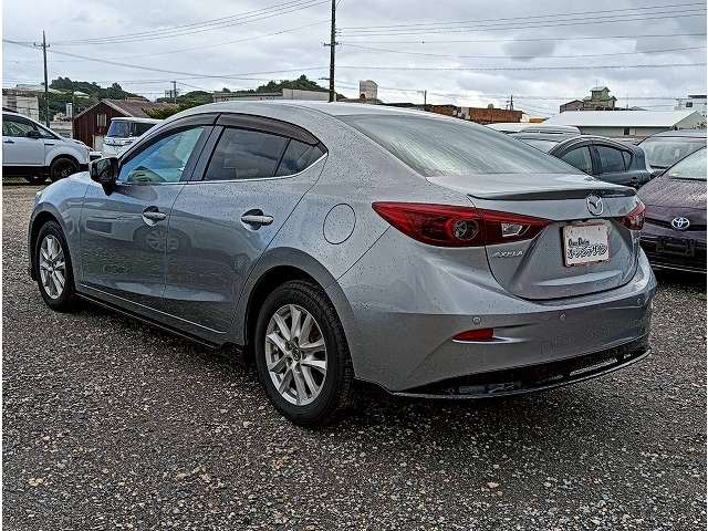 マツダ アクセラ