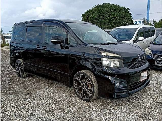 トヨタ ヴォクシー