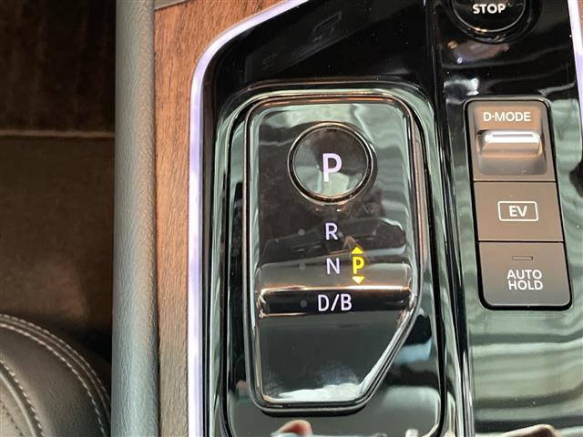 日産 ノートオーラ