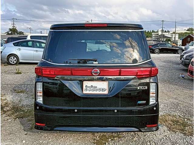 日産 エルグランド