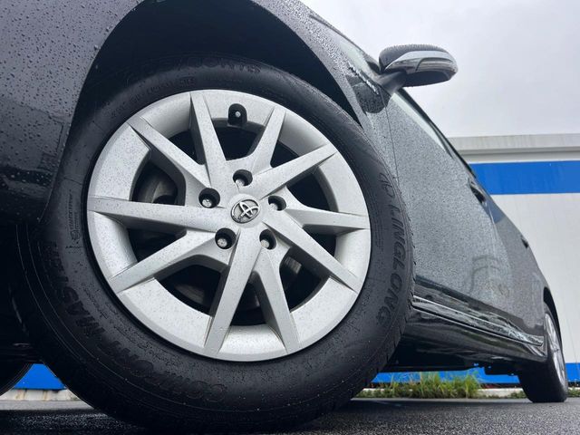 トヨタ プリウスα