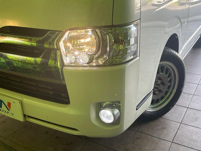 トヨタ ハイエースバン