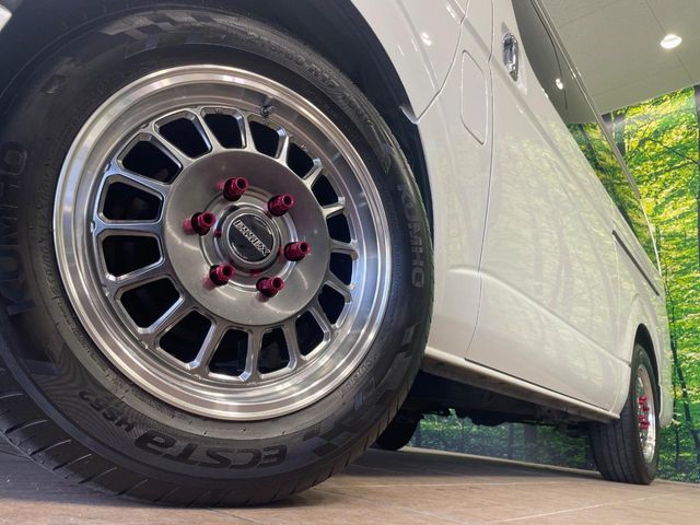 トヨタ ハイエースバン