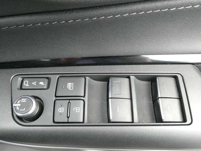 トヨタ ハリアー