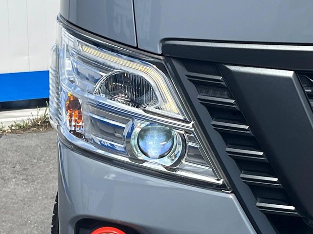 日産 NV350キャラバン