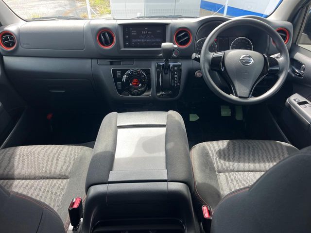 日産 NV350キャラバン
