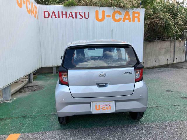 ダイハツ ミライース