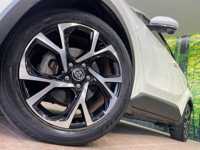 トヨタ C-HR