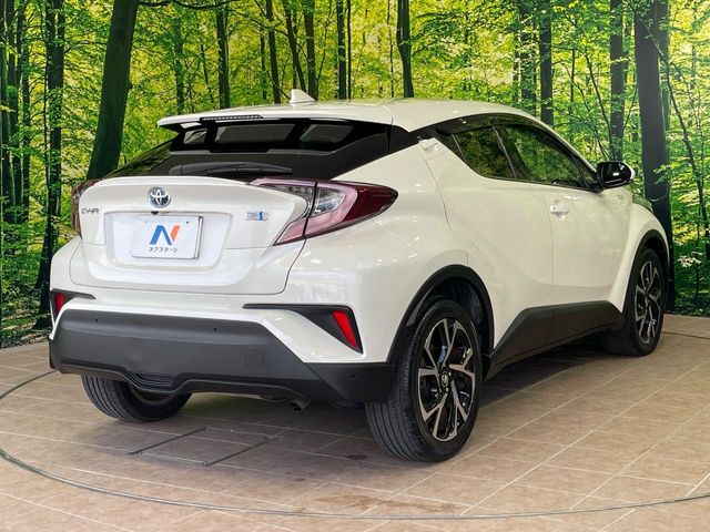 トヨタ C-HR