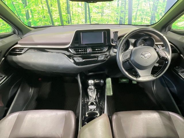 トヨタ C-HR