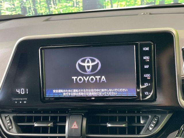トヨタ C-HR