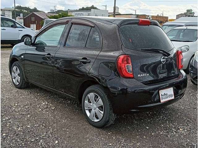 日産 マーチ