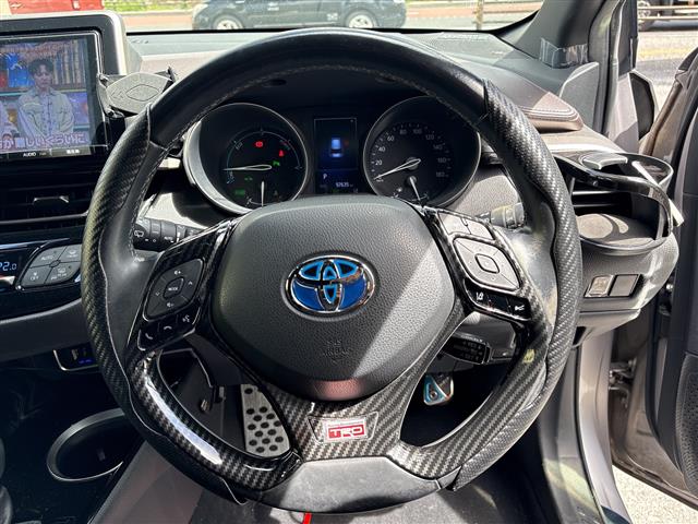 トヨタ C-HR