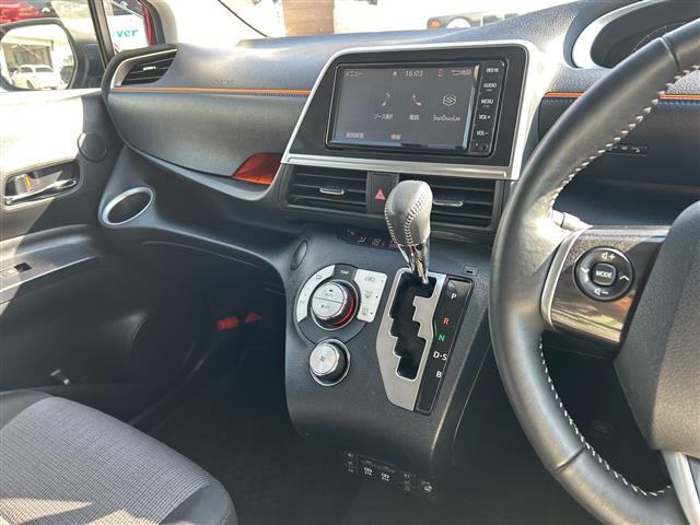 トヨタ シエンタ