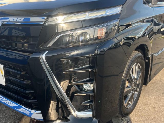 トヨタ ヴォクシー