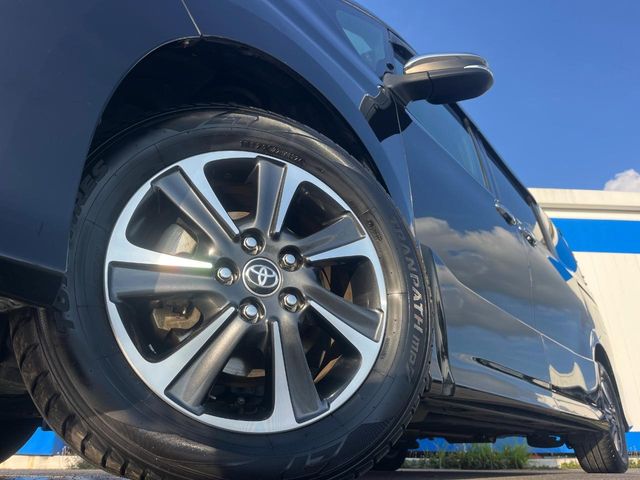 トヨタ ヴォクシー