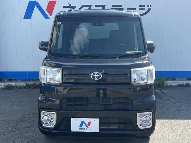 トヨタ ピクシスメガ