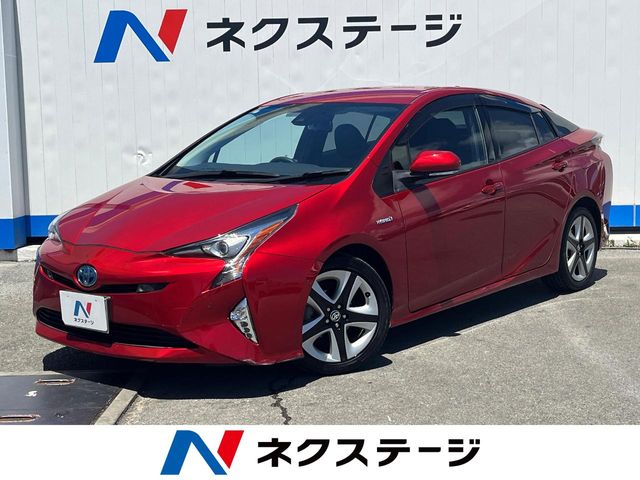 トヨタ プリウス