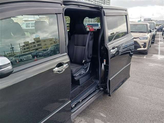 トヨタ ヴォクシー