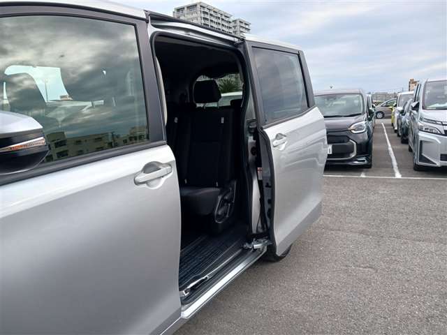 トヨタ ヴォクシー