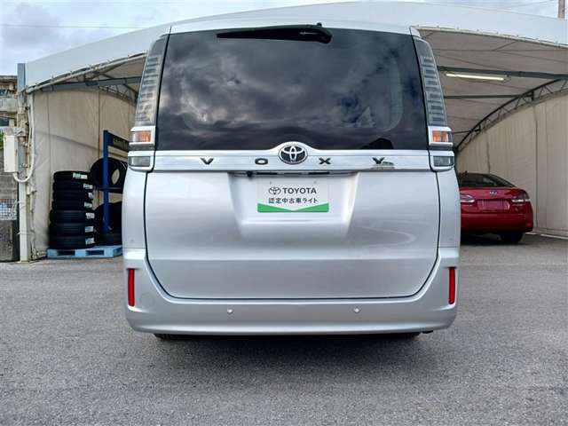 トヨタ ヴォクシー