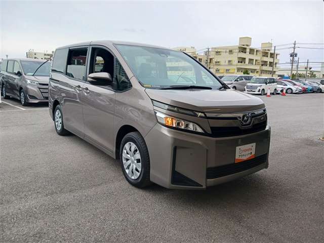 トヨタ ヴォクシー
