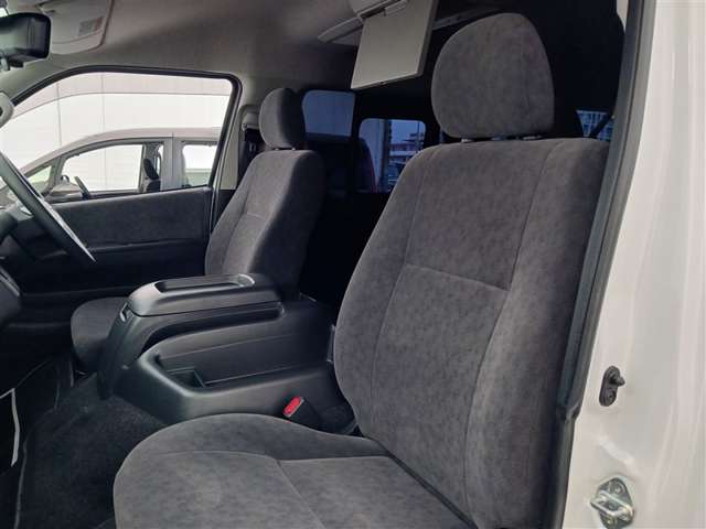 トヨタ ハイエース