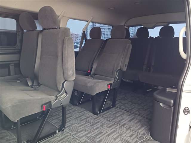 トヨタ ハイエース