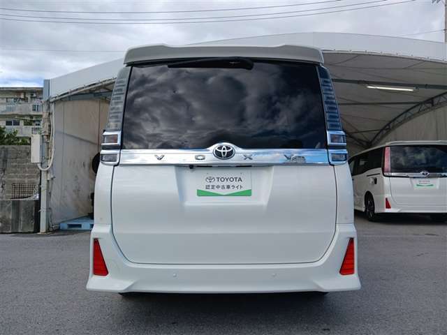 トヨタ ヴォクシー