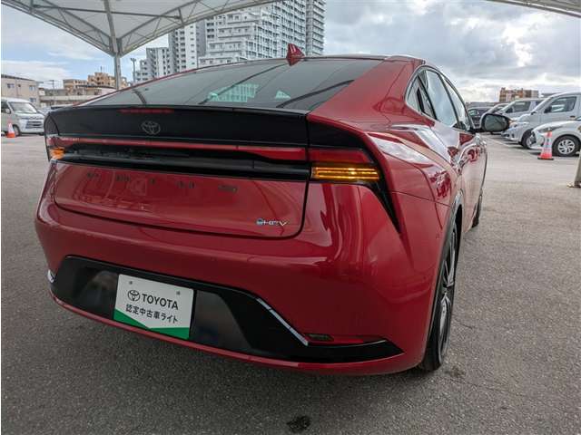 トヨタ プリウス