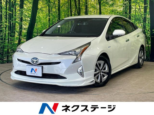 トヨタ プリウス