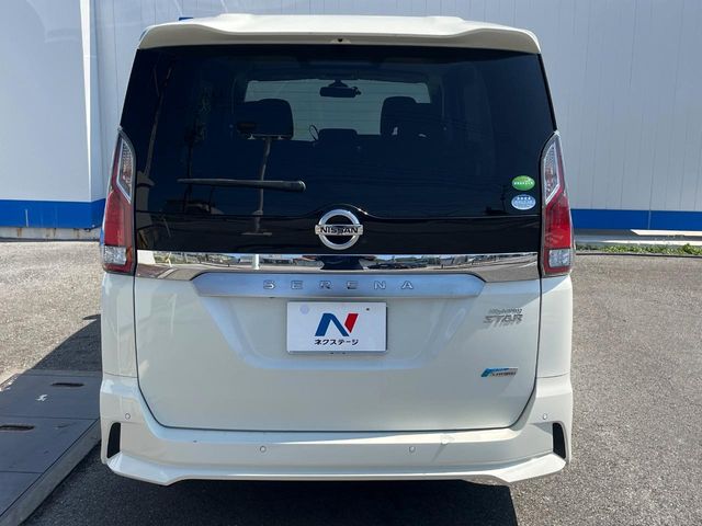 日産 セレナ
