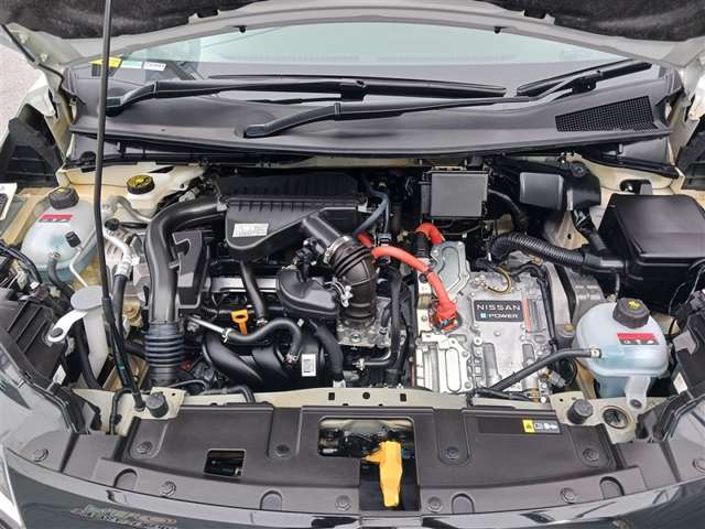 日産 ノートオーラ