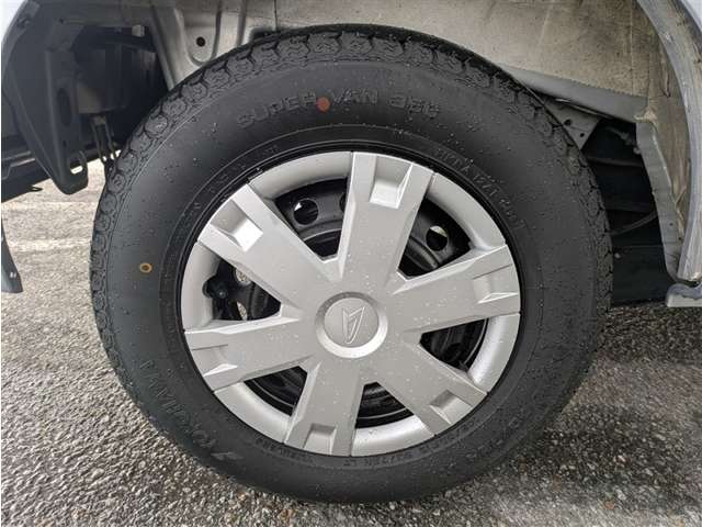 ダイハツ ハイゼットカーゴ