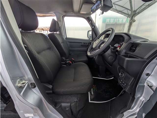 ダイハツ ハイゼットカーゴ