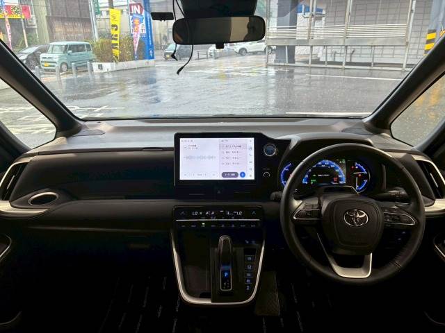 トヨタ ヴォクシー