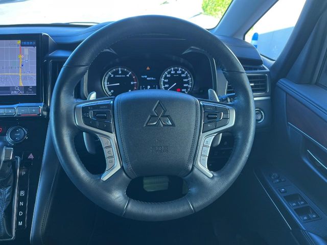 三菱 デリカD：5