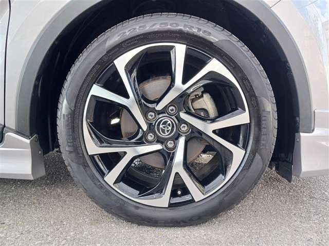 トヨタ C-HR