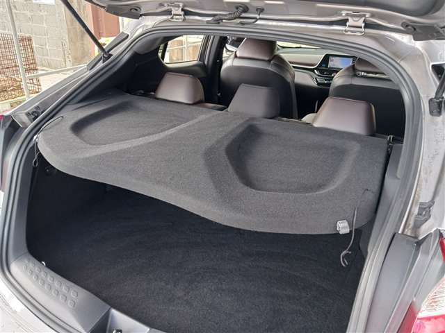 トヨタ C-HR