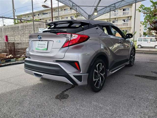トヨタ C-HR