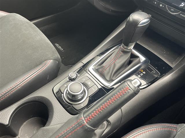 マツダ アクセラスポーツ