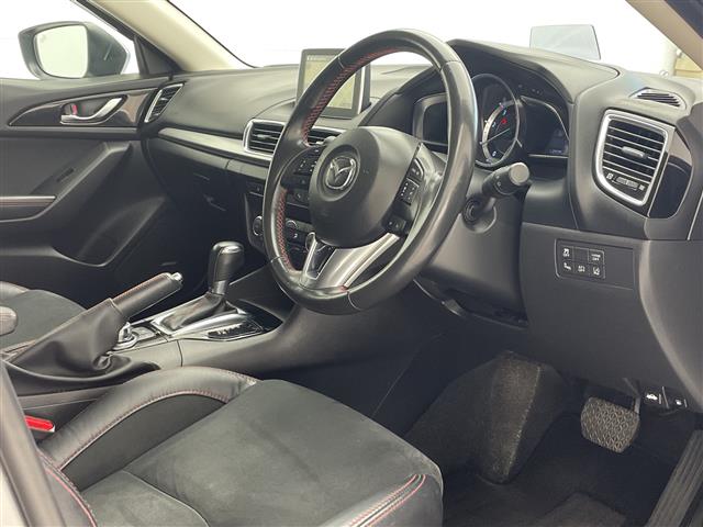 マツダ アクセラスポーツ