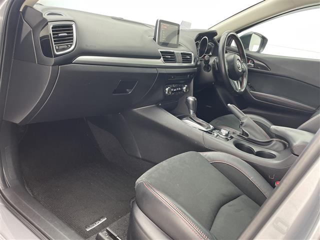 マツダ アクセラスポーツ