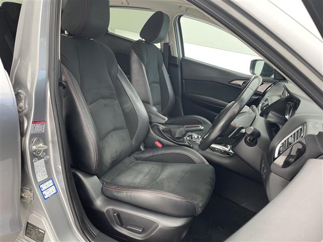 マツダ アクセラスポーツ