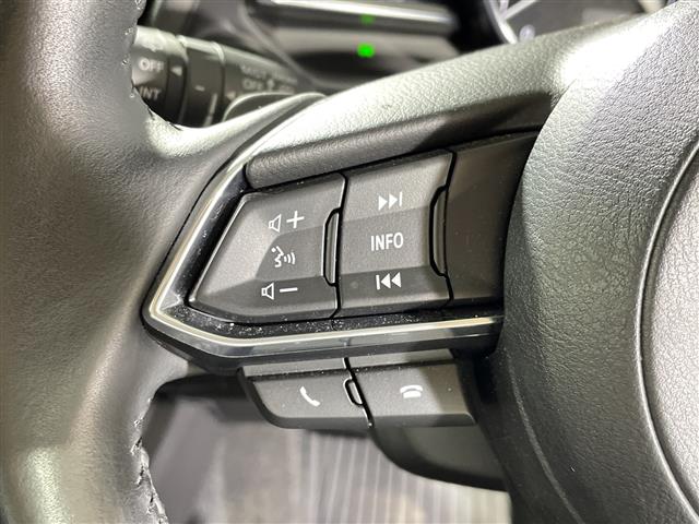 マツダ MAZDA2