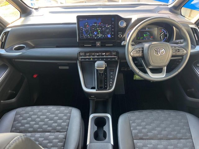 トヨタ ヴォクシー