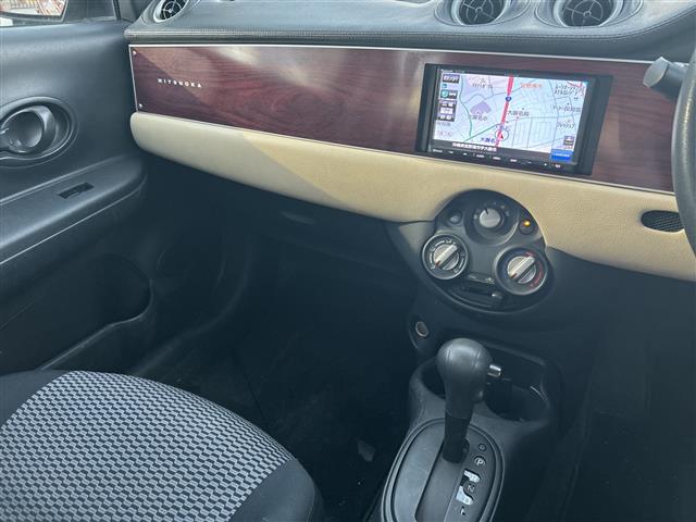 光岡自動車 ビュート