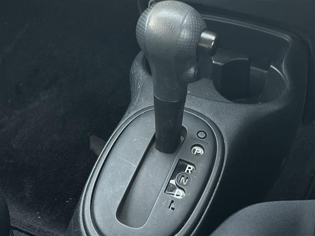 光岡自動車 ビュート